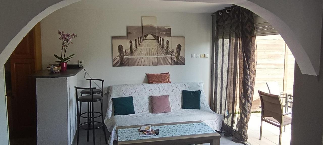 Charmante Maison Avec Piscine Anneyron Dış mekan fotoğraf